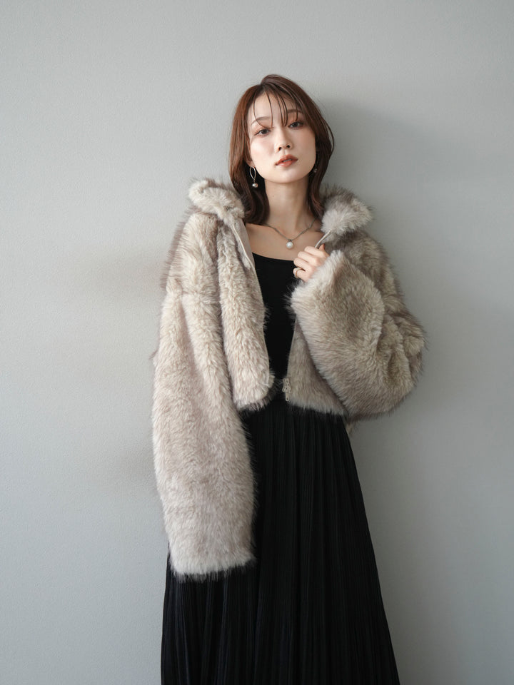 [予約]フェイクファーショートZIPジャケット/beigemix