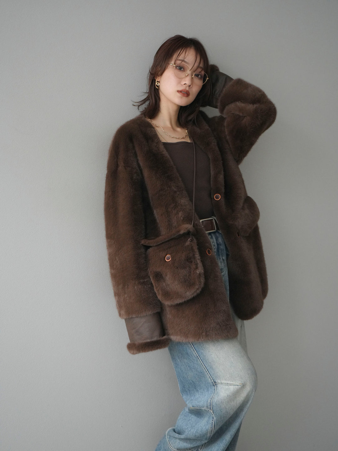 [SET]バッグ付エコファーノーカラーコート+ベルト付カーブデニムパンツ(2set)