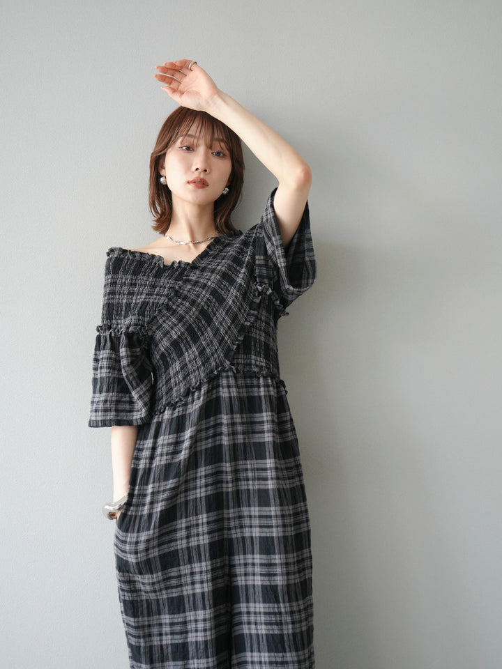 [予約]チェック柄ハーフスリーブシャーリングクロスサロペット/ブラック