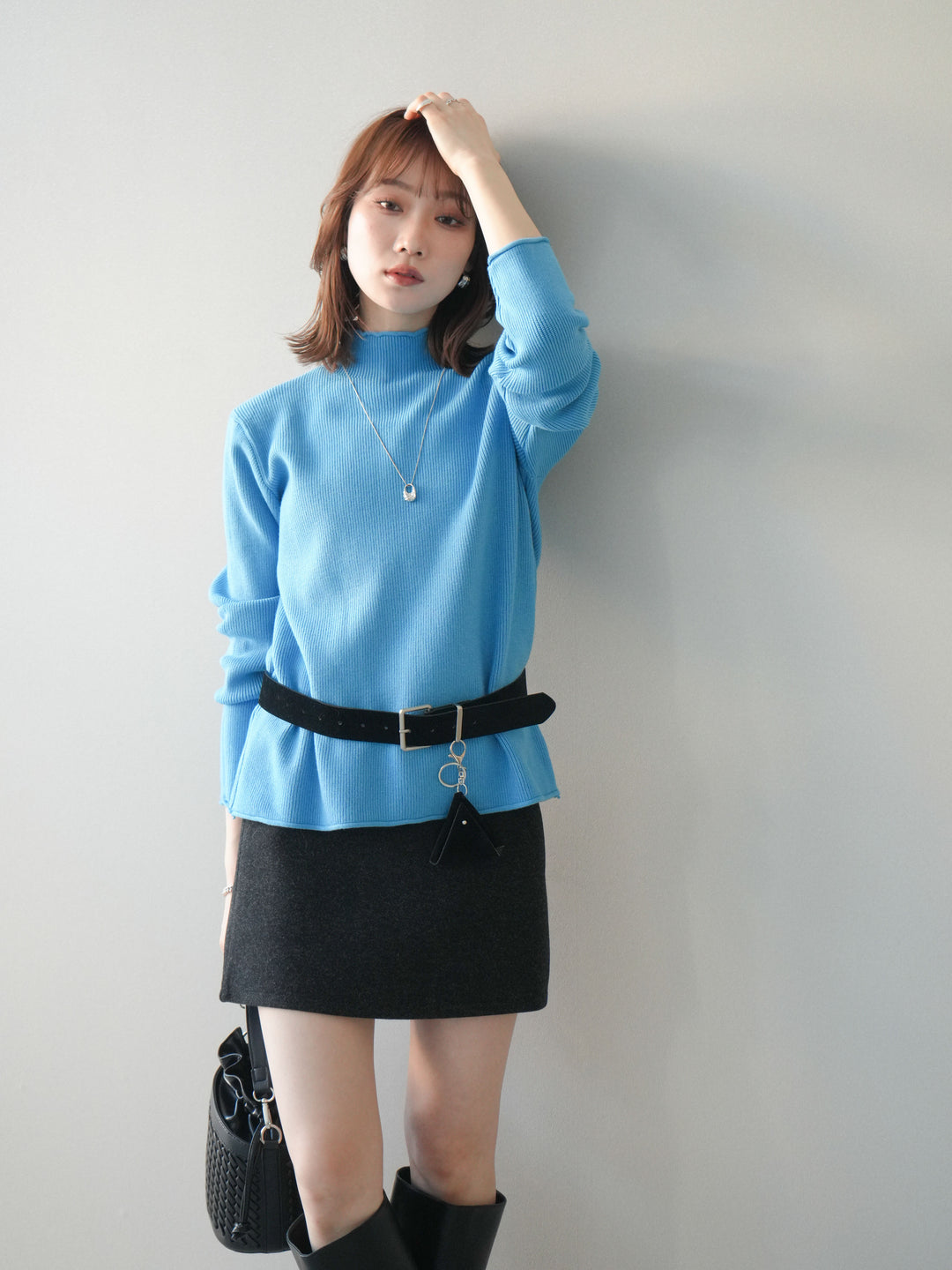 [予約]ボトルネック裾カールリブニットトップス/blue