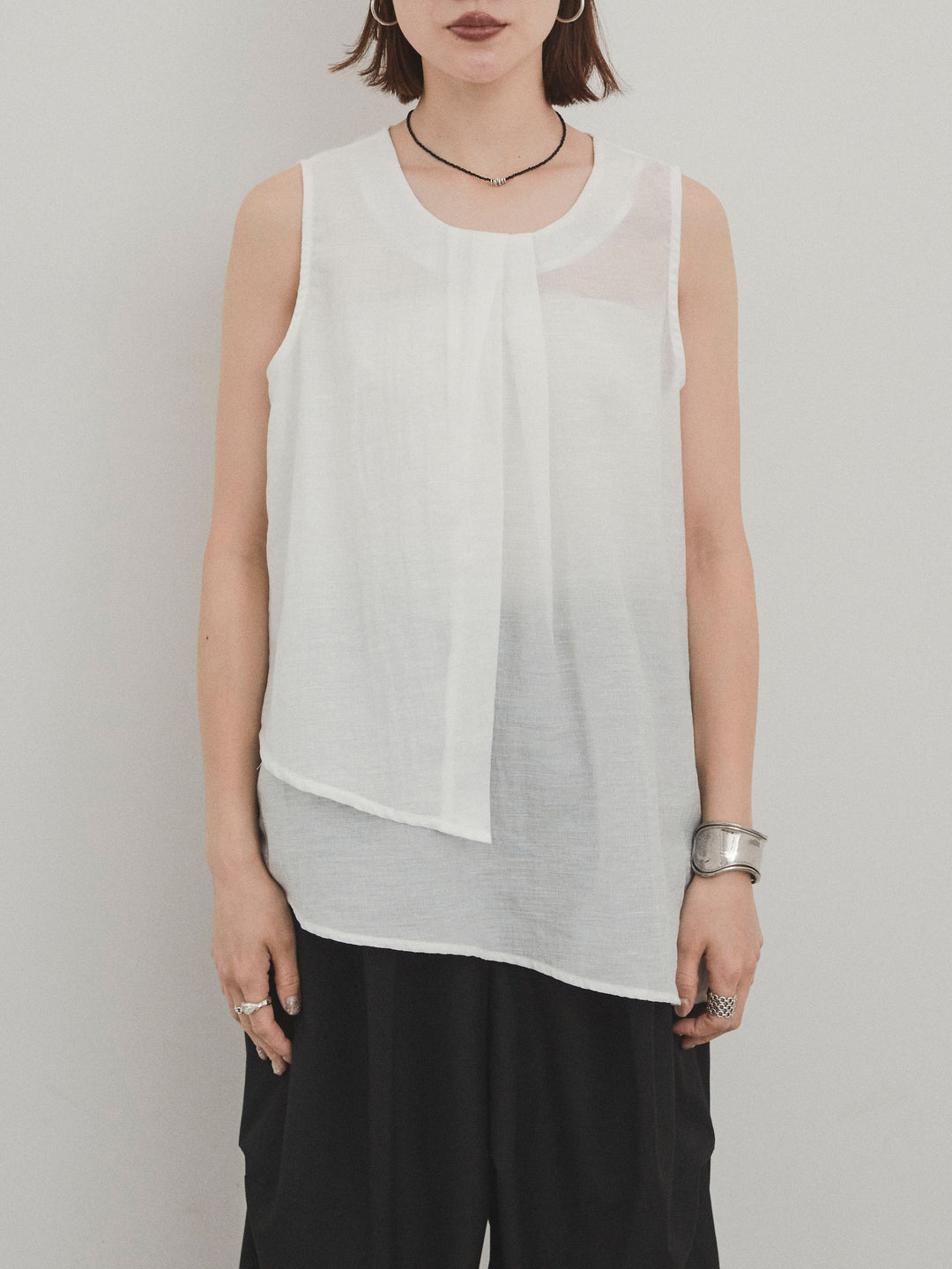 [予約]シアータックアシンメトリーブラウス/アイボリー