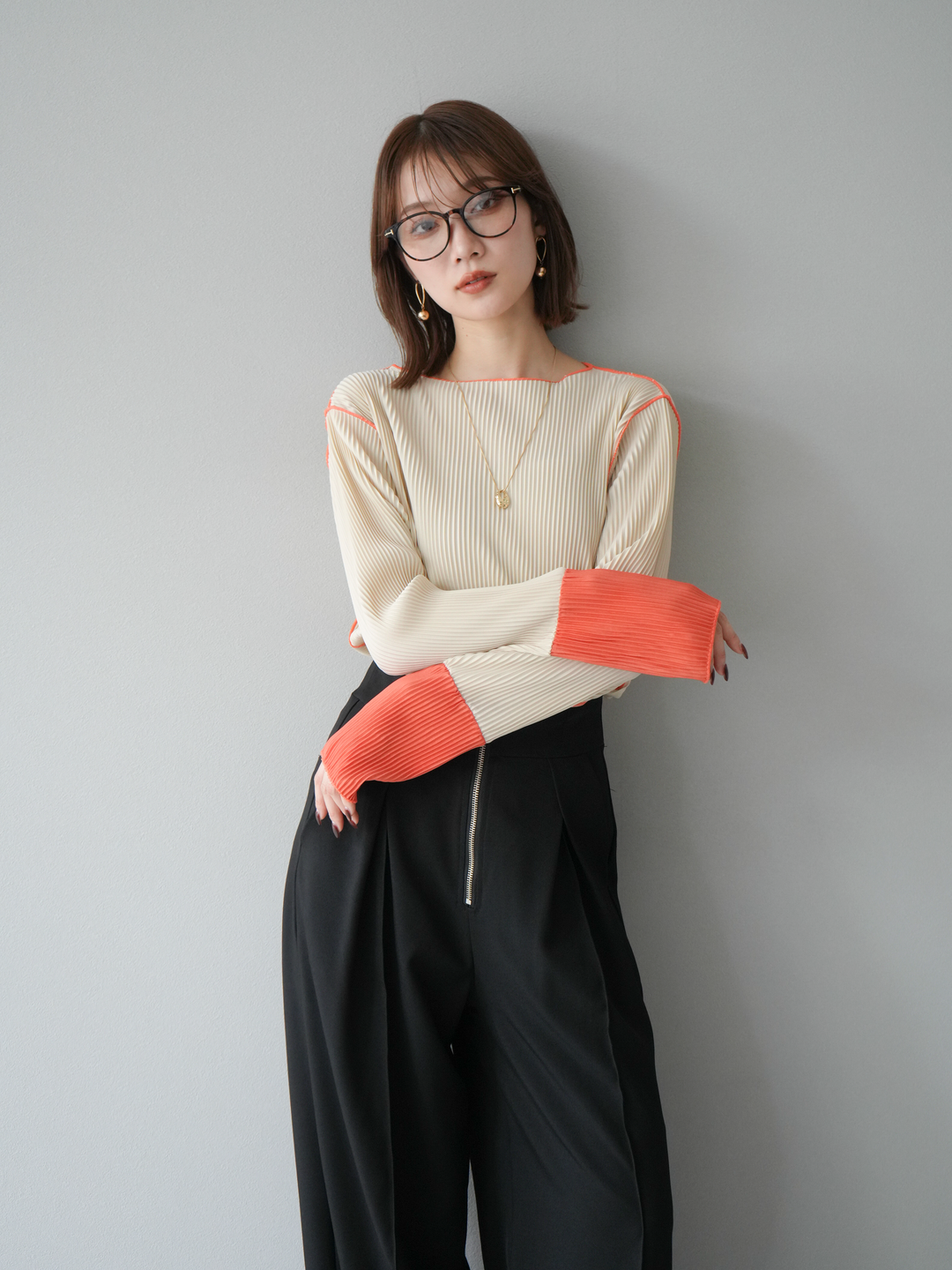 [予約]バイカラープリーツトップス/アイボリー