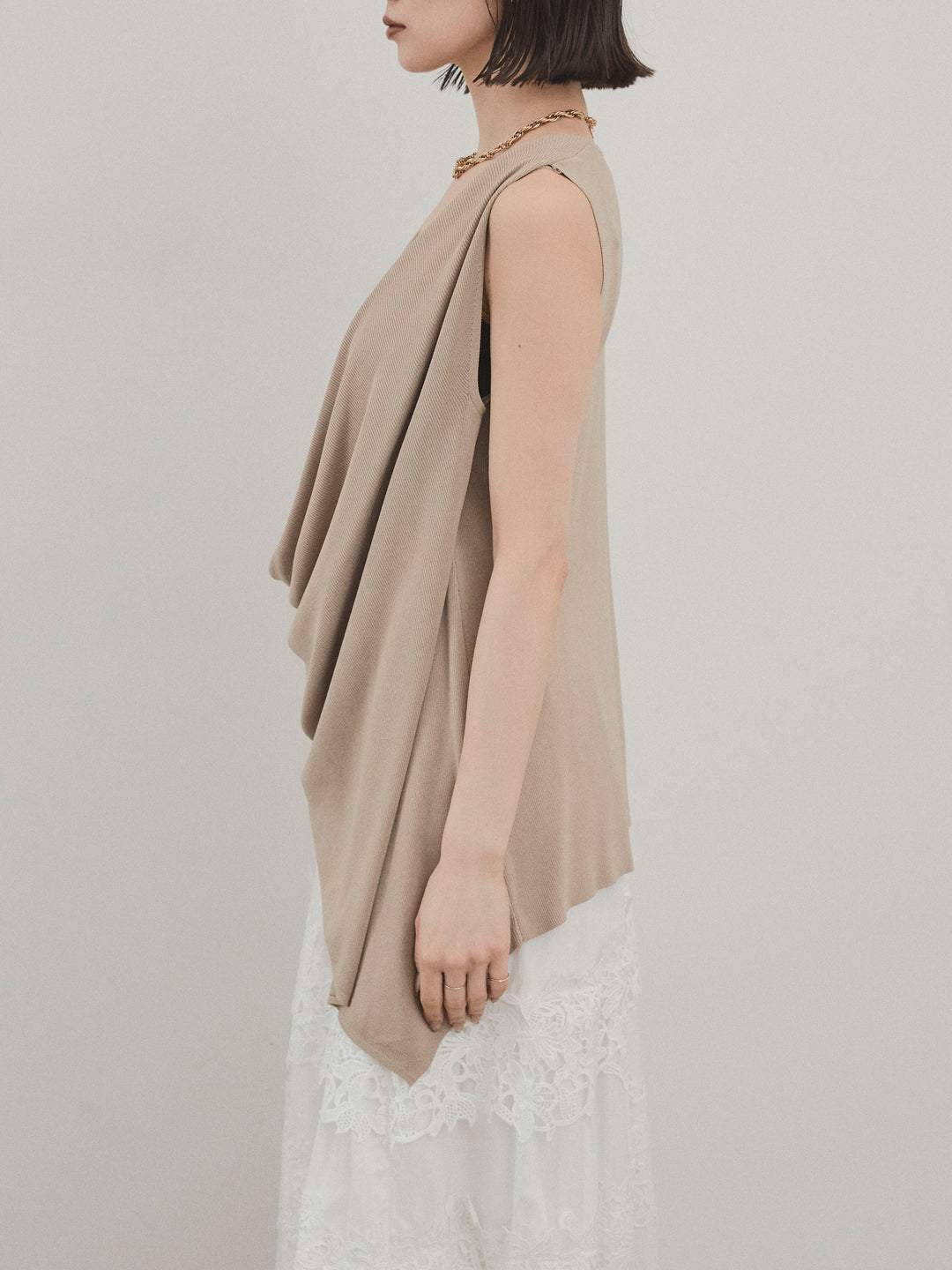 [予約]ドライタッチドレープニットプルオーバー/ベージュ