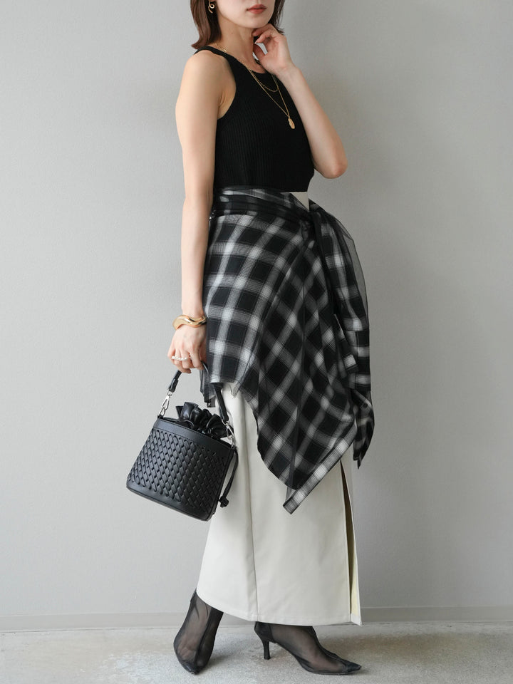 [予約]フェイクレザーフロントスリットスカート/エクリュ