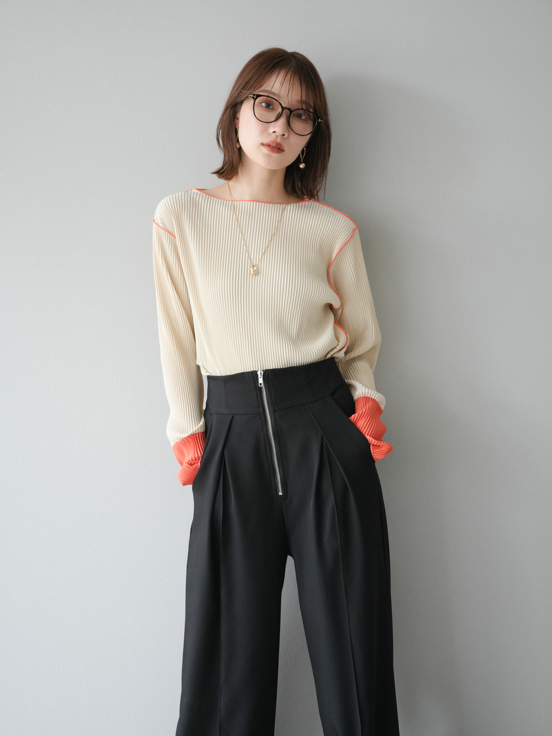 [予約]バイカラープリーツトップス/アイボリー