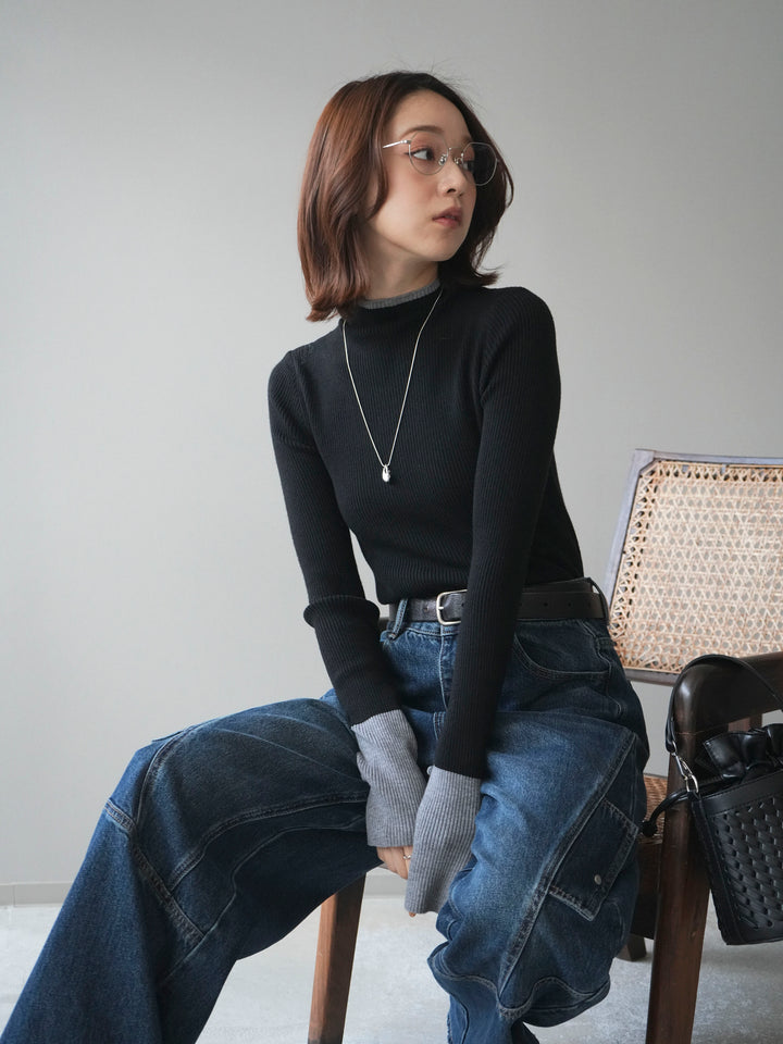[予約]袖ボタンハイネック配色リブニットトップス/black