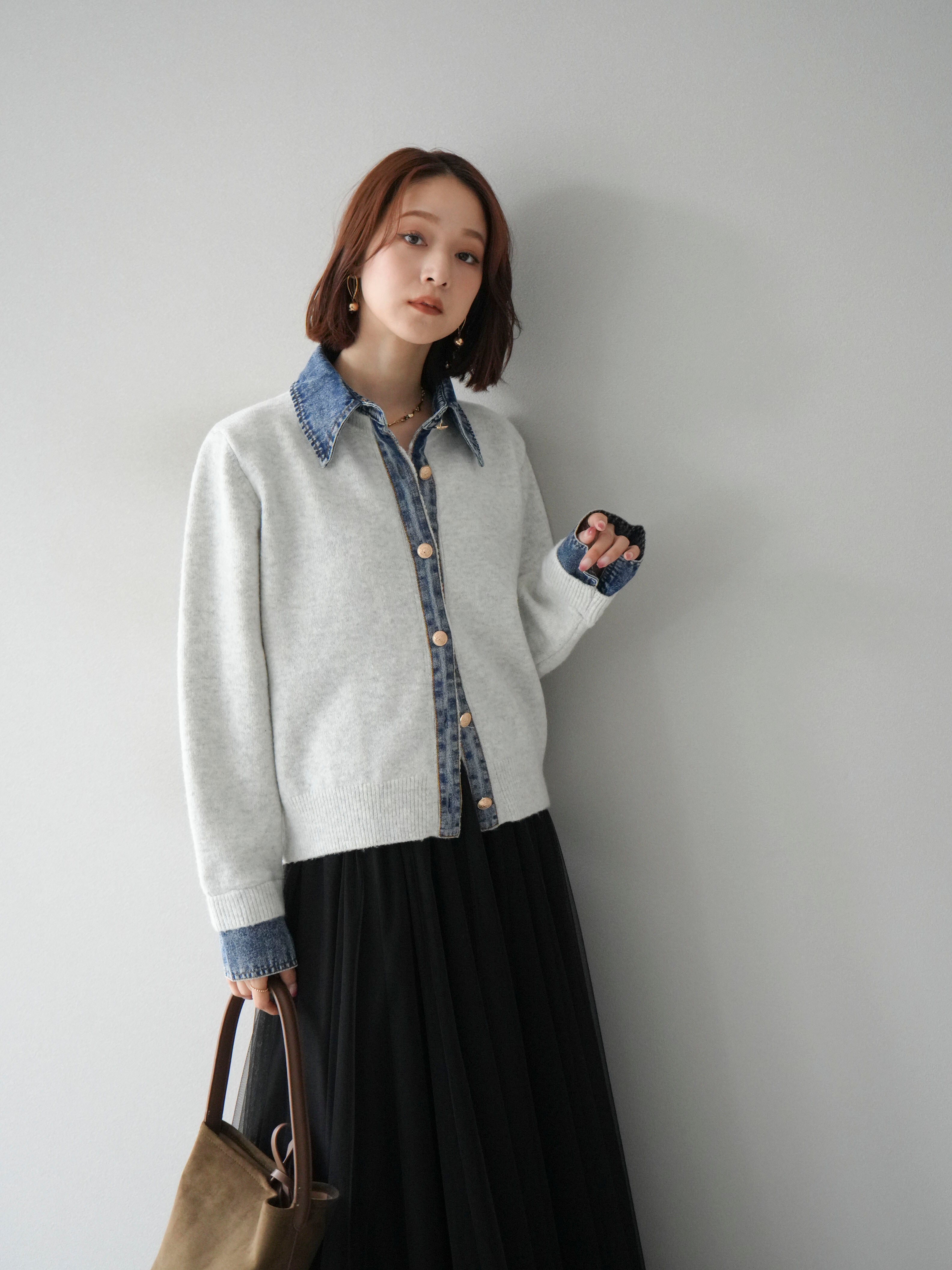 予約]デニム襟ボタンニットカーディガン/オートミール – Lumier