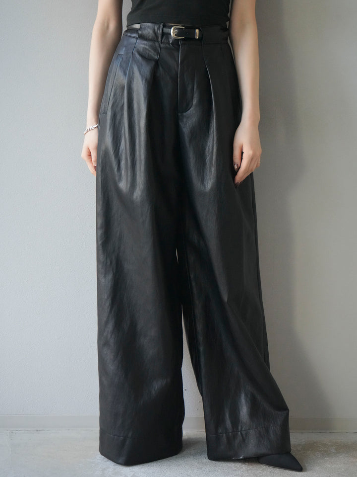 [予約]レザーワイドパンツ/black