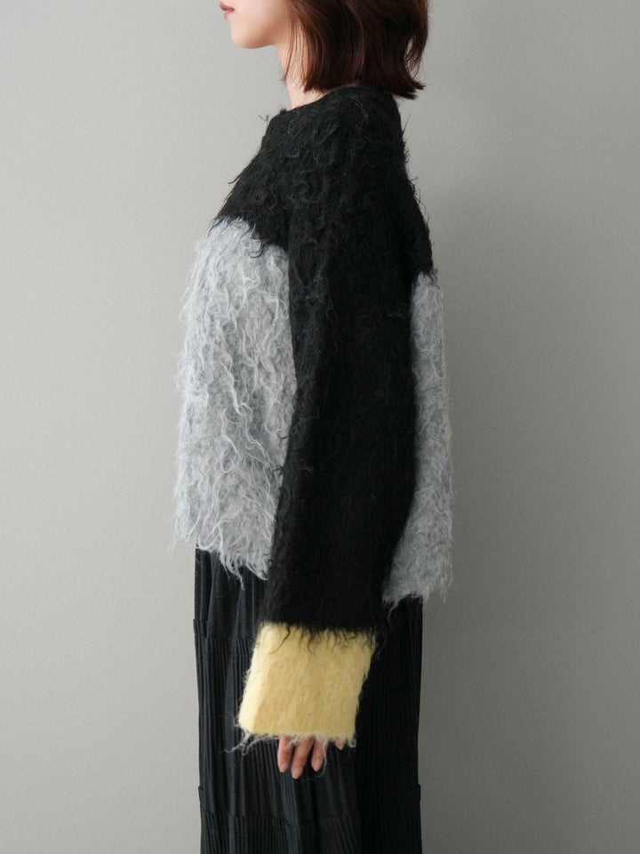 [予約]バイカラーモヘアタッチニットプルオーバー/black