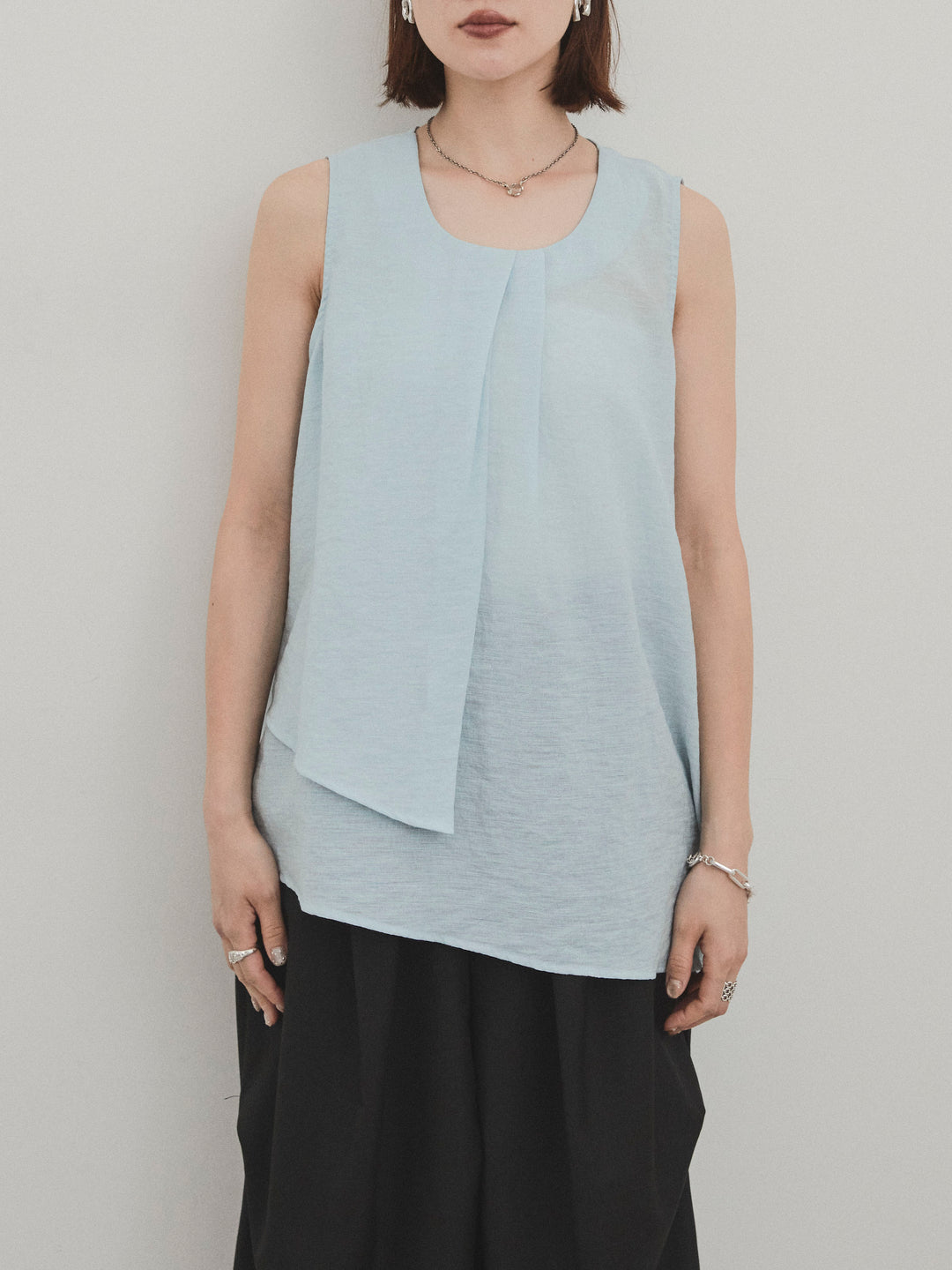 [予約]シアータックアシンメトリーブラウス/ライトブルー