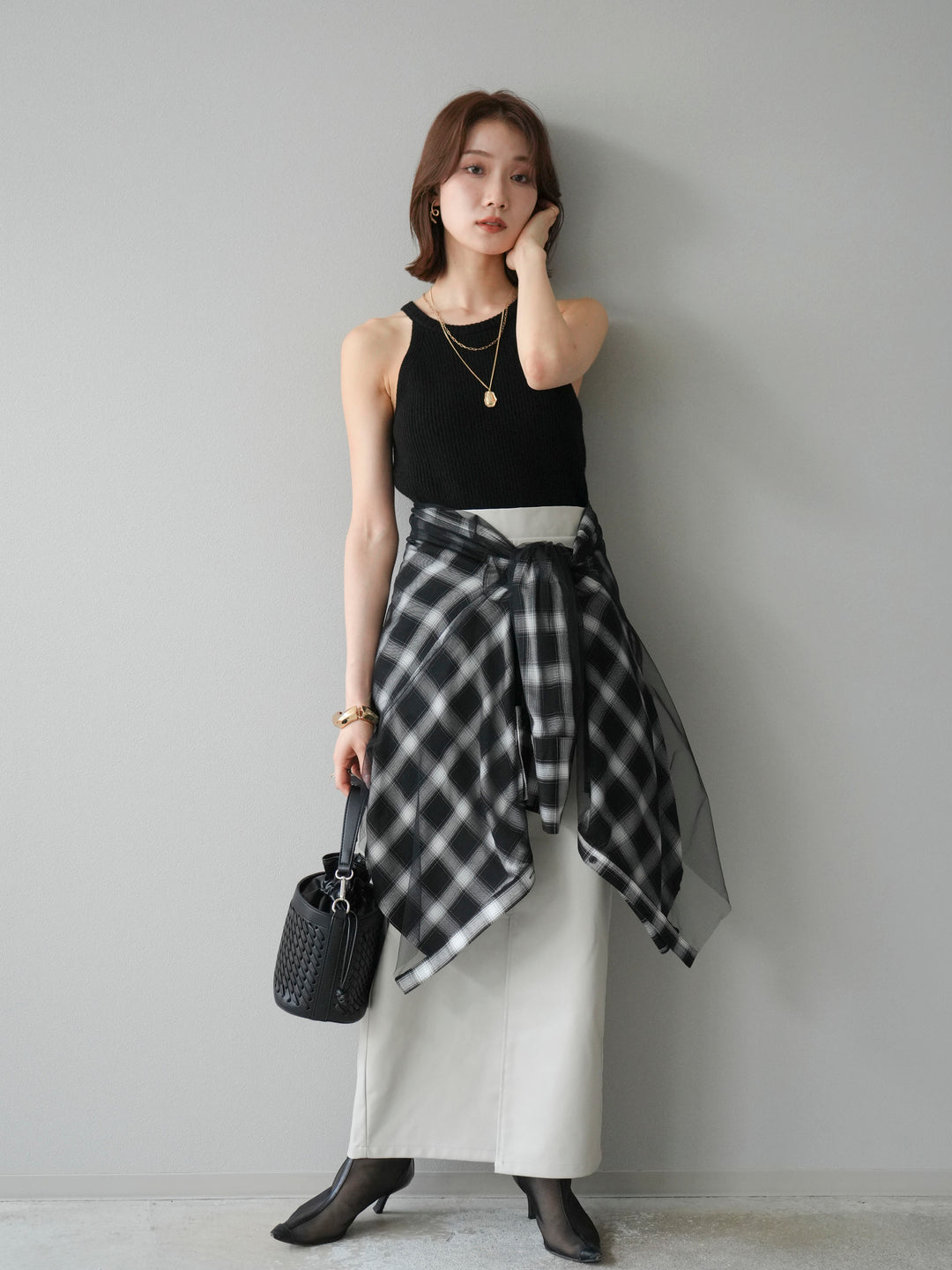 [予約]フェイクレザーフロントスリットスカート/エクリュ