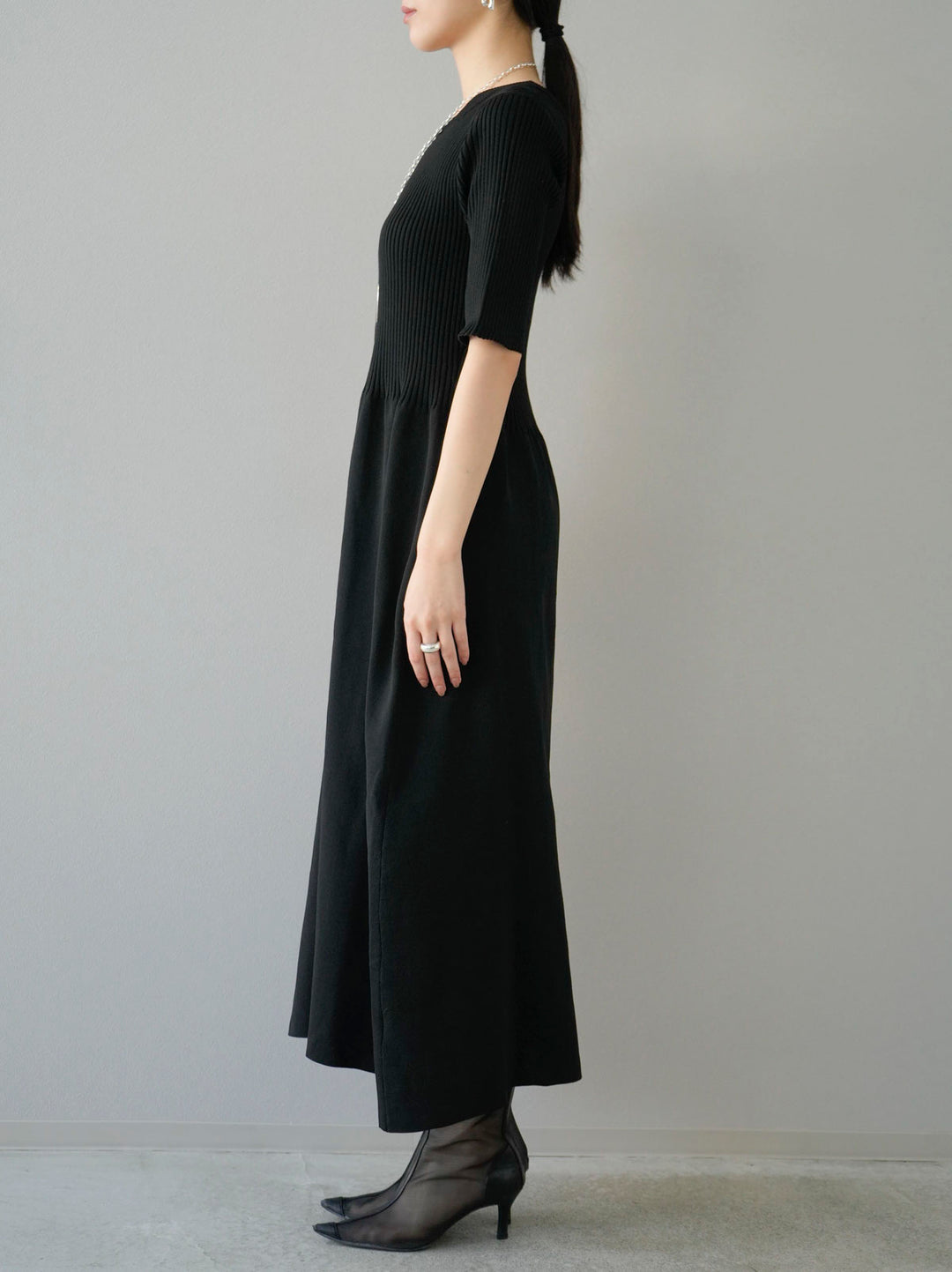 [Pre-order] Polyester knit peplum dress/black