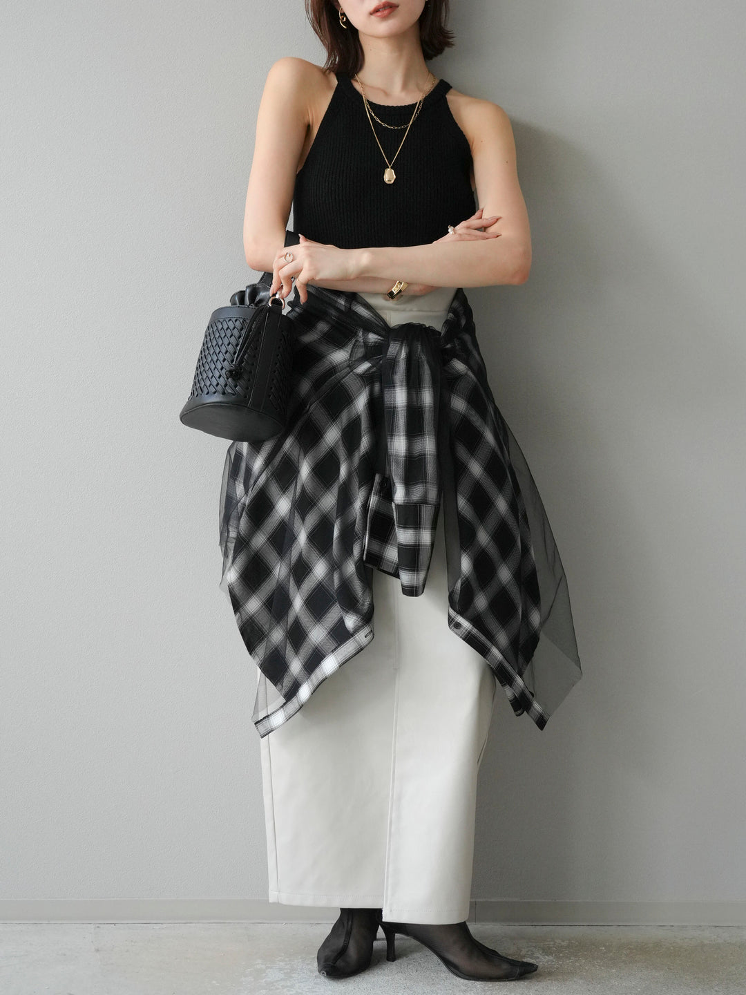 [予約]フェイクレザーフロントスリットスカート/エクリュ