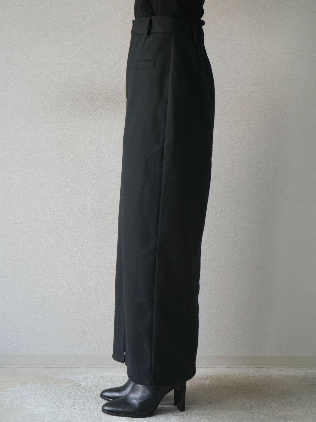 [予約]ウールタッチフロントスリットタイトスカート/black