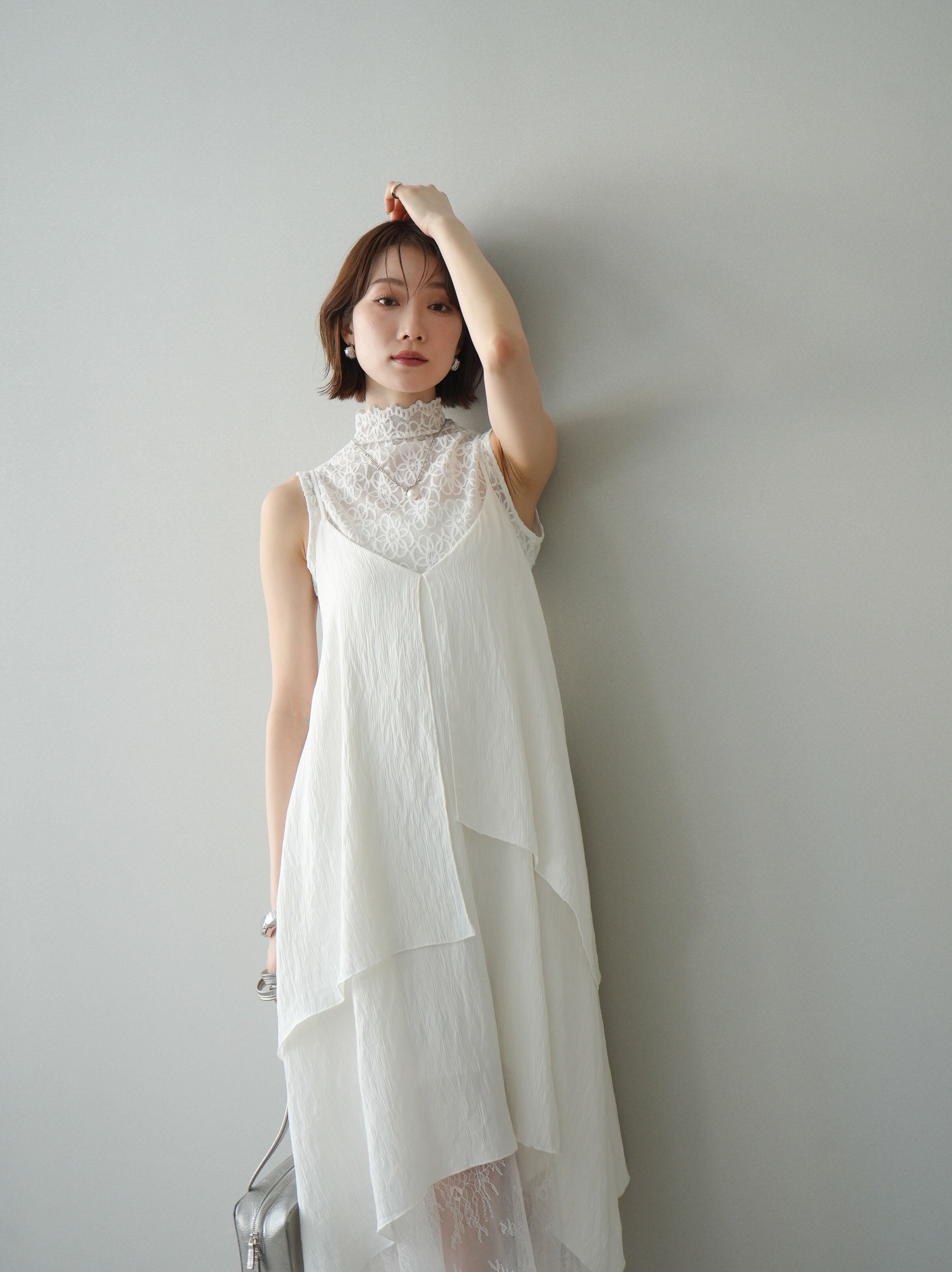 SET]レース切替アシンメトリーワンピース+ノースリーブプチネック