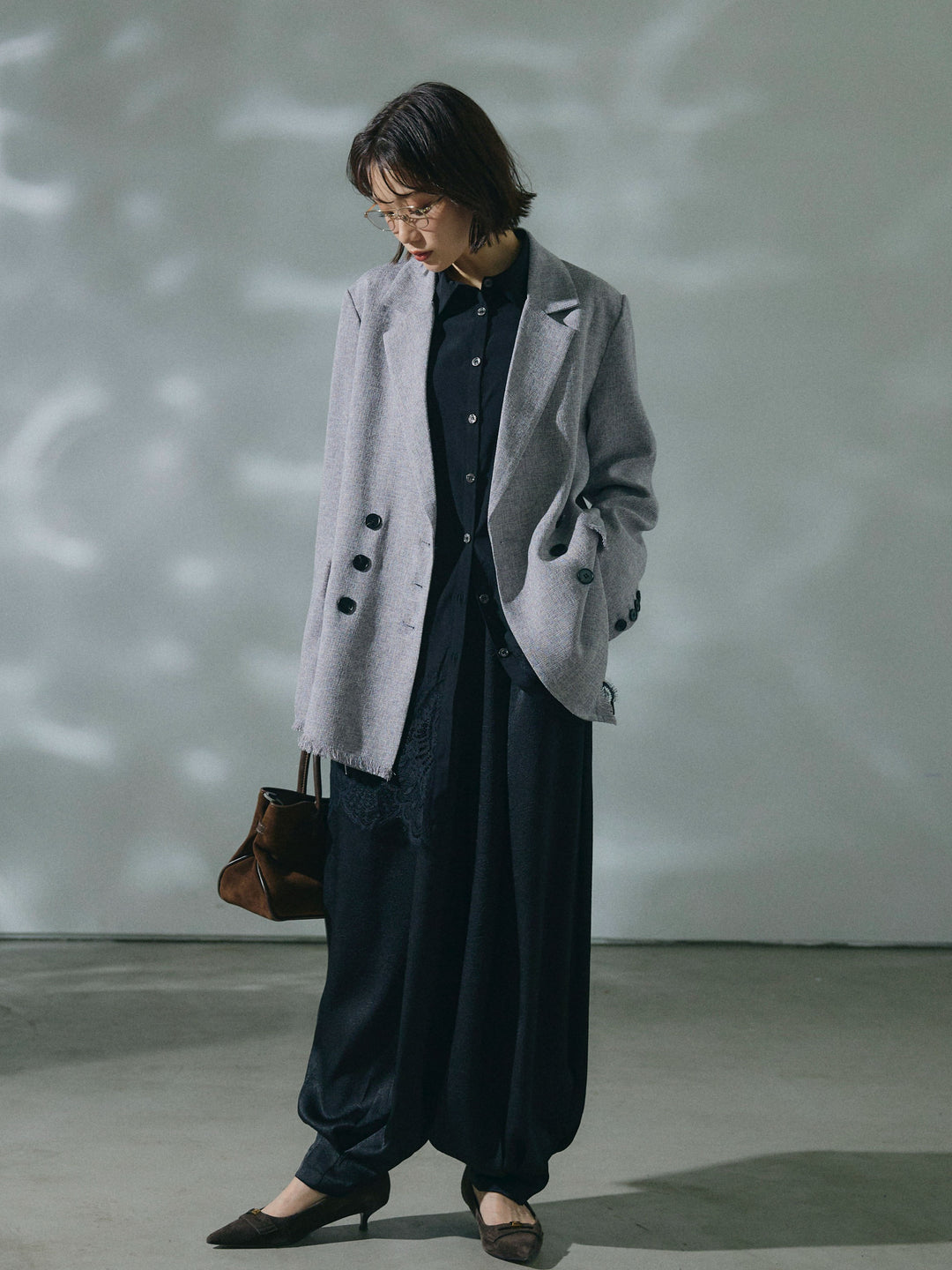 【Allure】[SET]スラブツイードフリンジテーラージャケット+裾レースポプリンシャツ+ワッシャーサテンタックジョガーパンツ(3set)