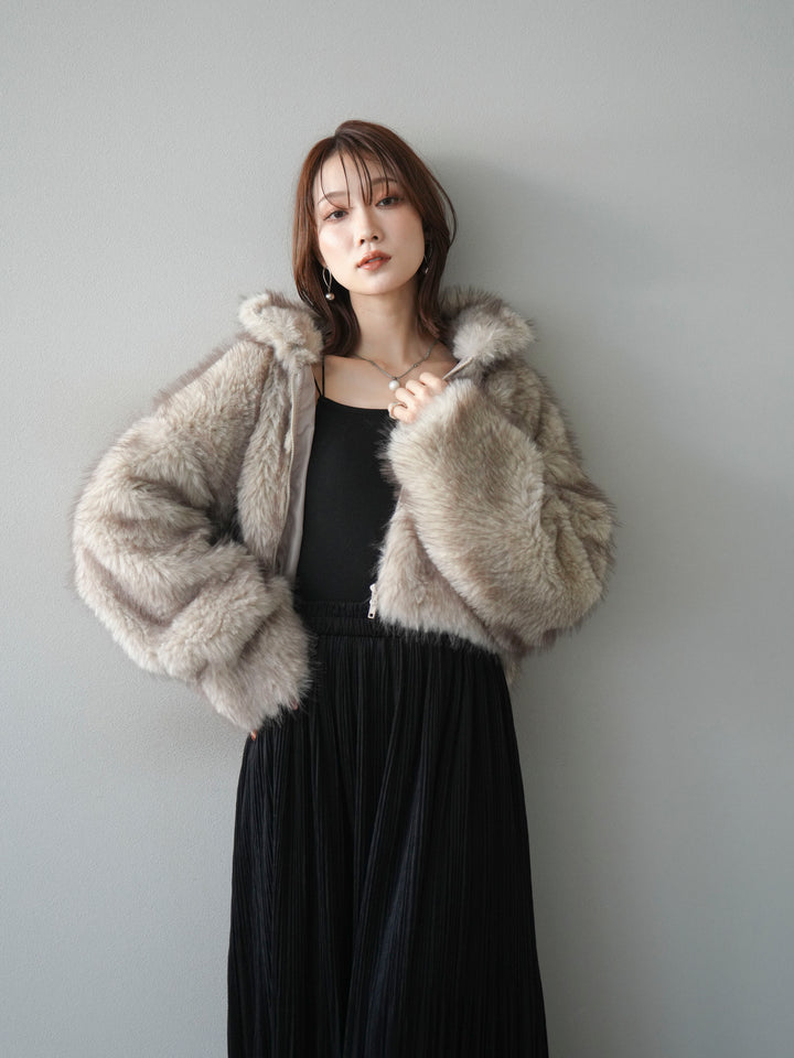 [予約]フェイクファーショートZIPジャケット/beigemix