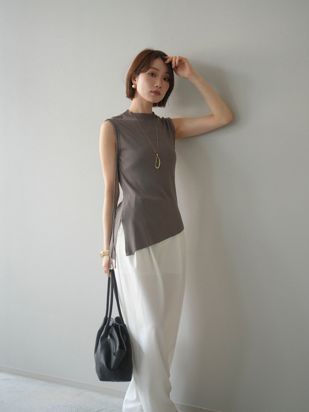 [予約]サイドコードアシメニットノースリーブ/charcoal