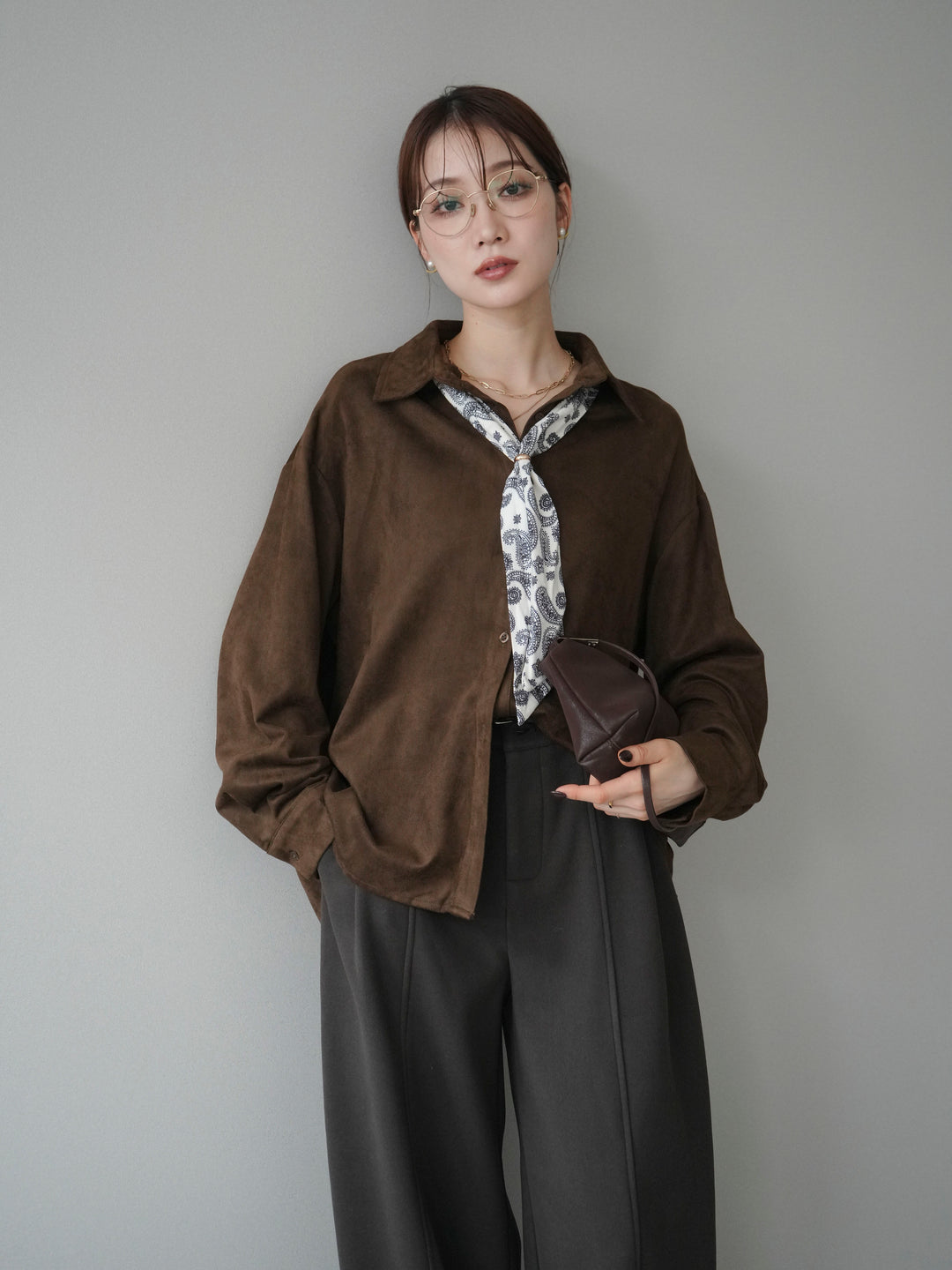 [予約]スカーフ付きスエードシャツ/brown