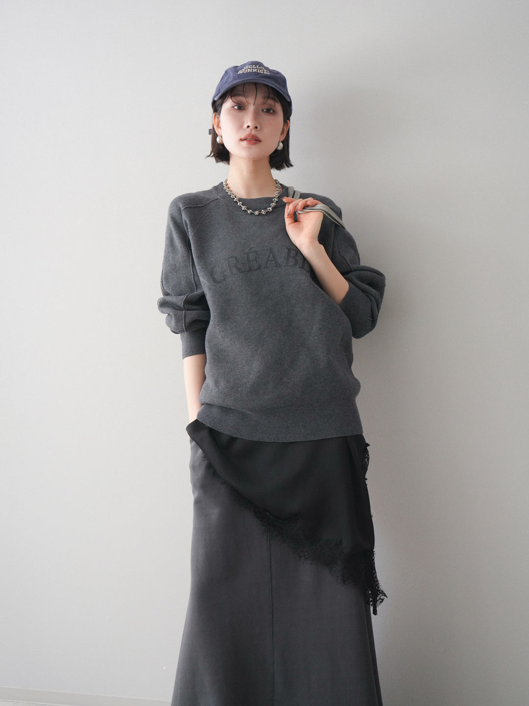 [予約]半ラバープリントロゴスウェットライクニットプルオーバー/mokucharcoal