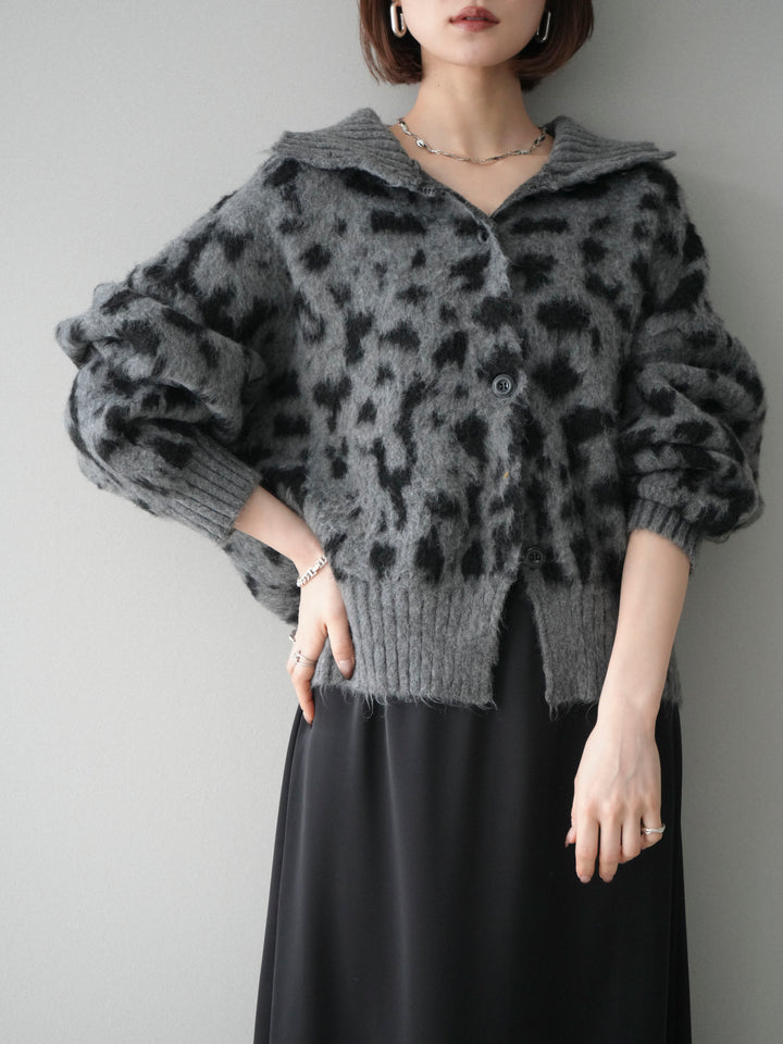 [予約]スタンドネックレオパード柄ニットカーディガン/gray