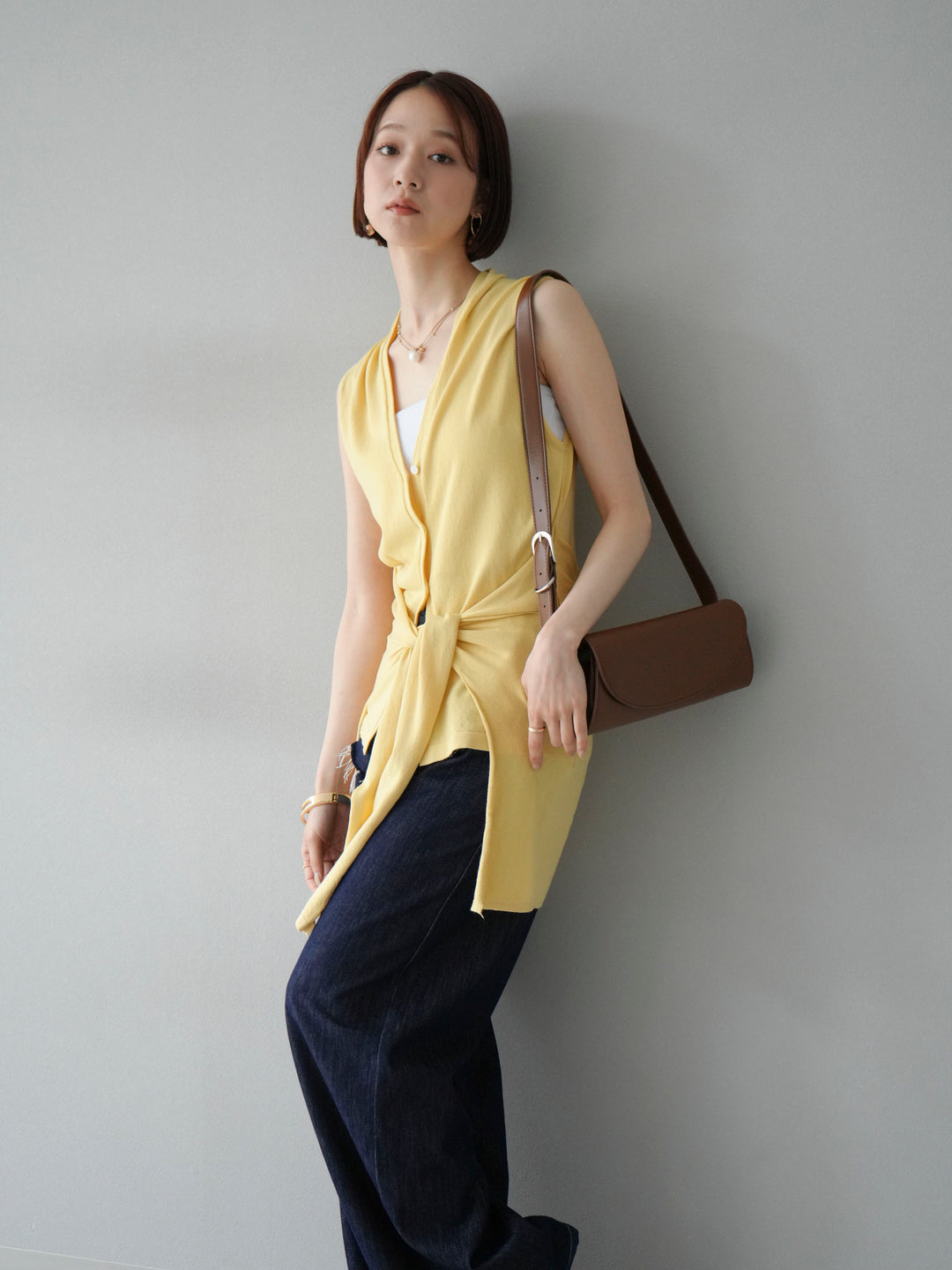 [SET]腰巻きデザインノースリーブニットカーディガン+ヒップデザインデニムパンツ(2set)