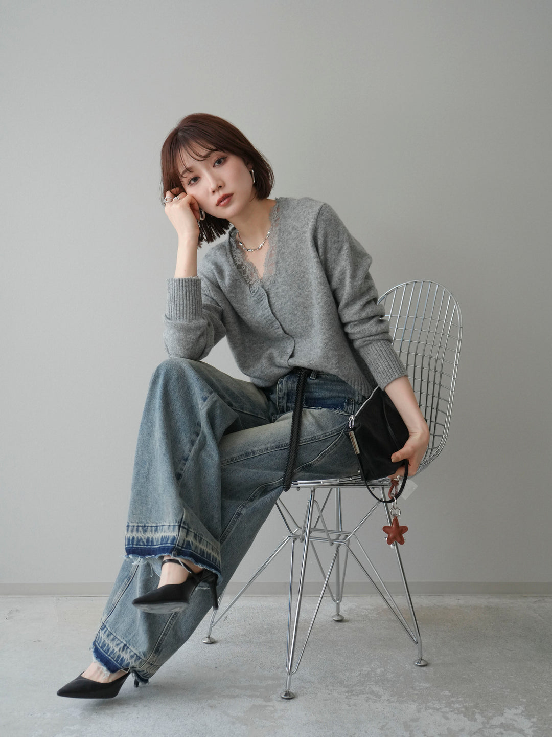 [SET]レースネックニットカーディガン+染めデザインポケットデニムパンツ(2set)