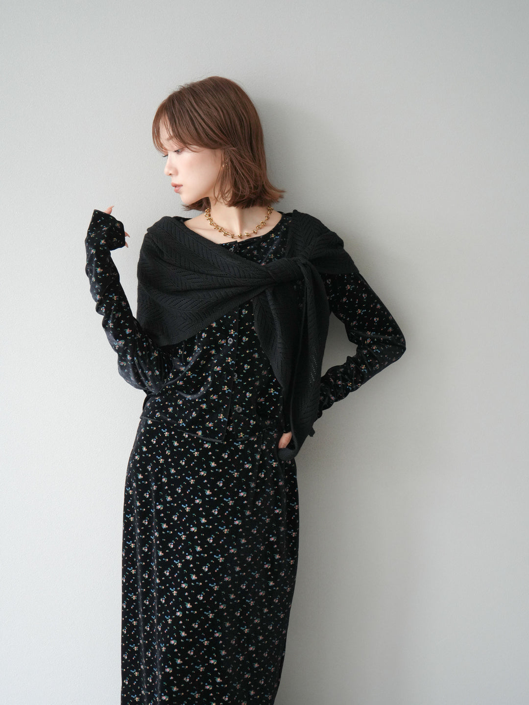 [予約]ベロアフラワープリントカーディガン/ブラックxイエロー