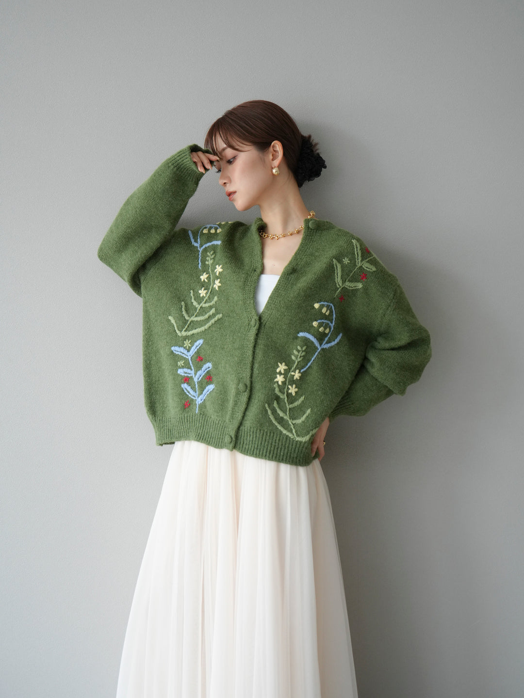 [予約]フラワー刺繍ニットカーディガン/グリーン
