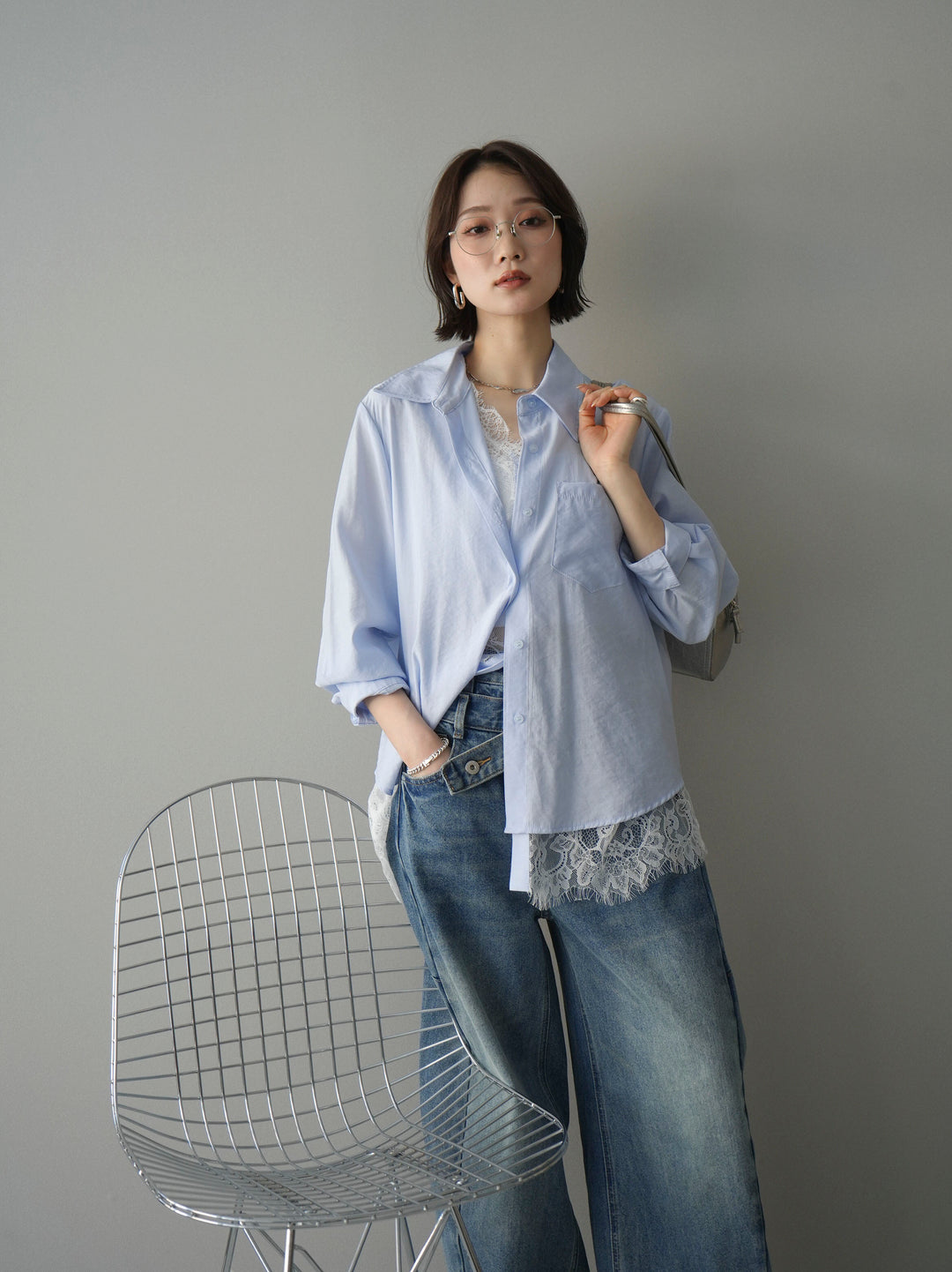 [予約]レイヤードデザイン裾レースブラウス/blue