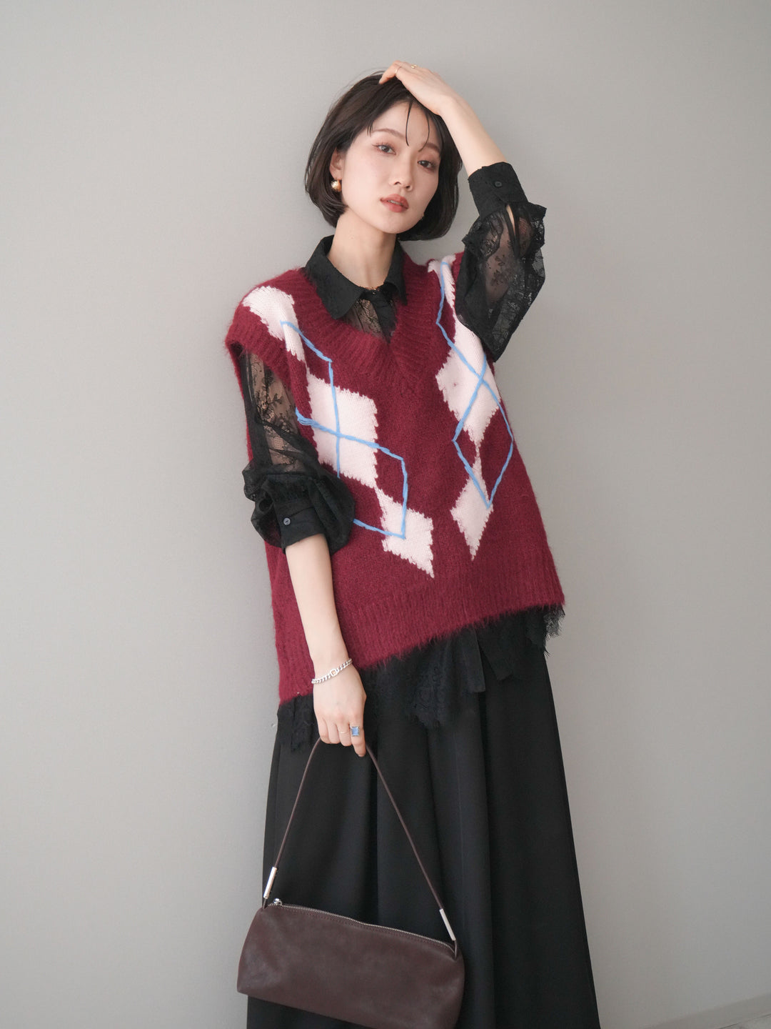 [SET]アーガイルVネックニットベスト+総レースボリュームスリーブシャツ(2set)