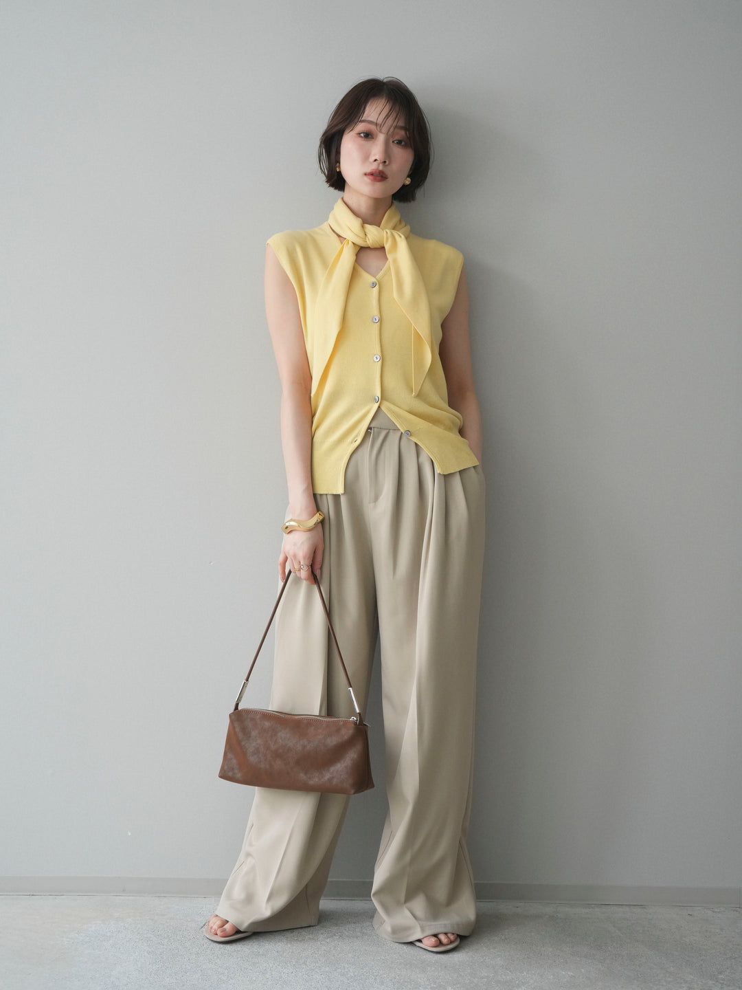 [予約]スカーフ付Vネックニットベスト/yellow