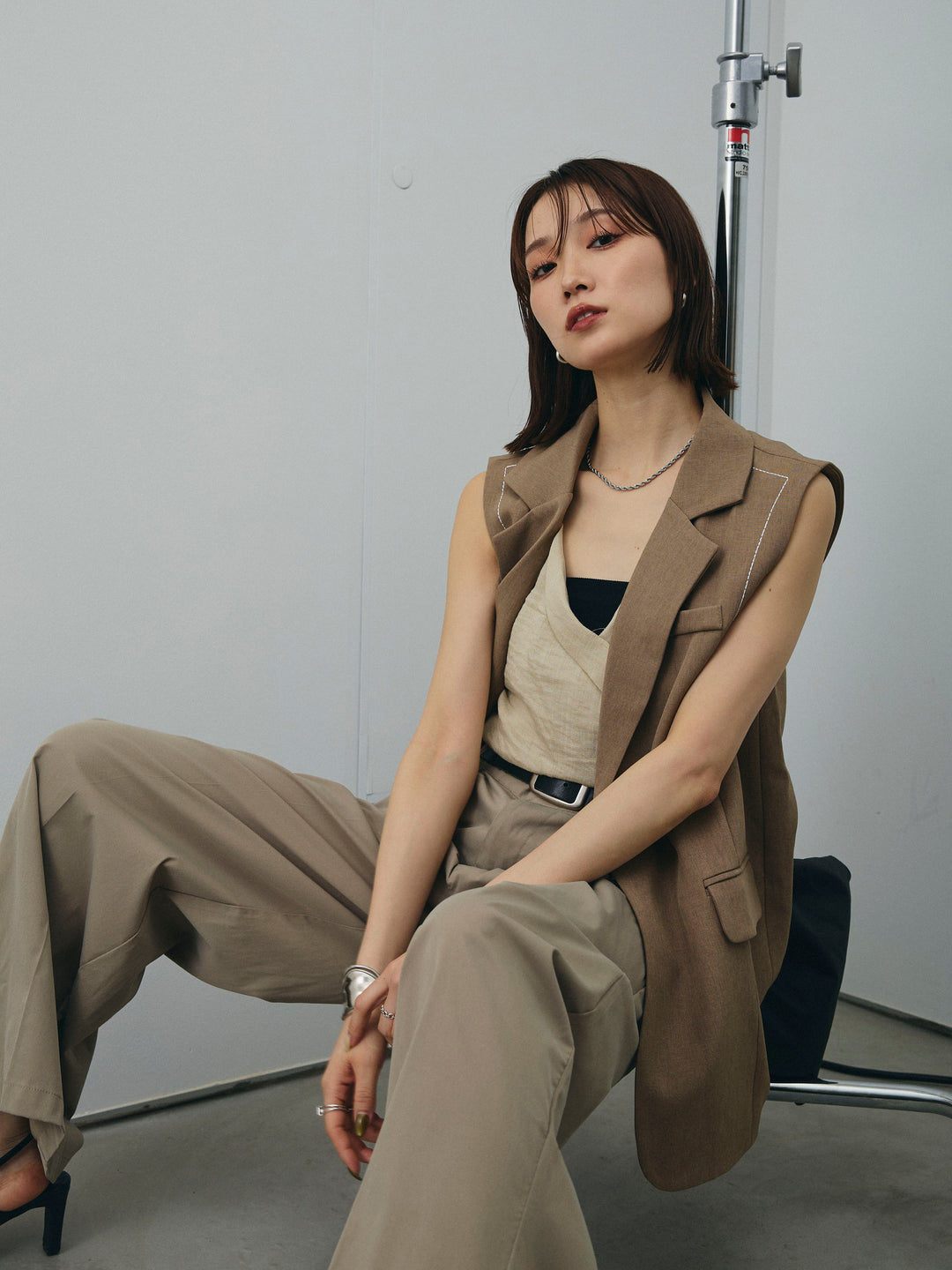 [予約]ステッチデザインベスト/ベージュ