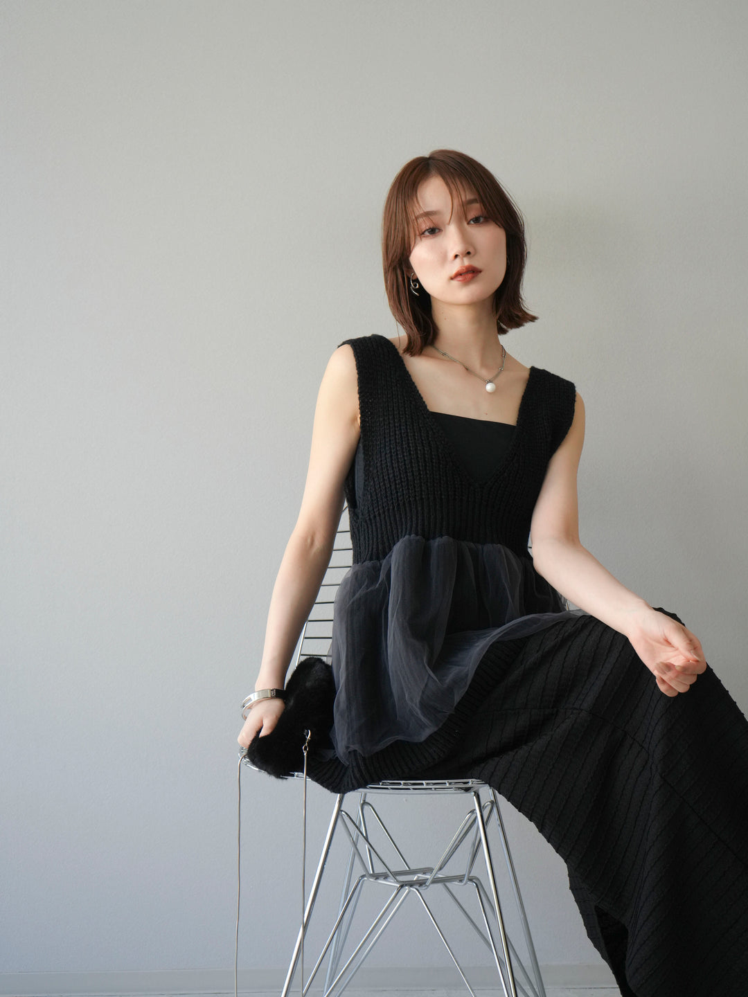 [予約]チュールレイヤードペプラムニットベスト/ブラック