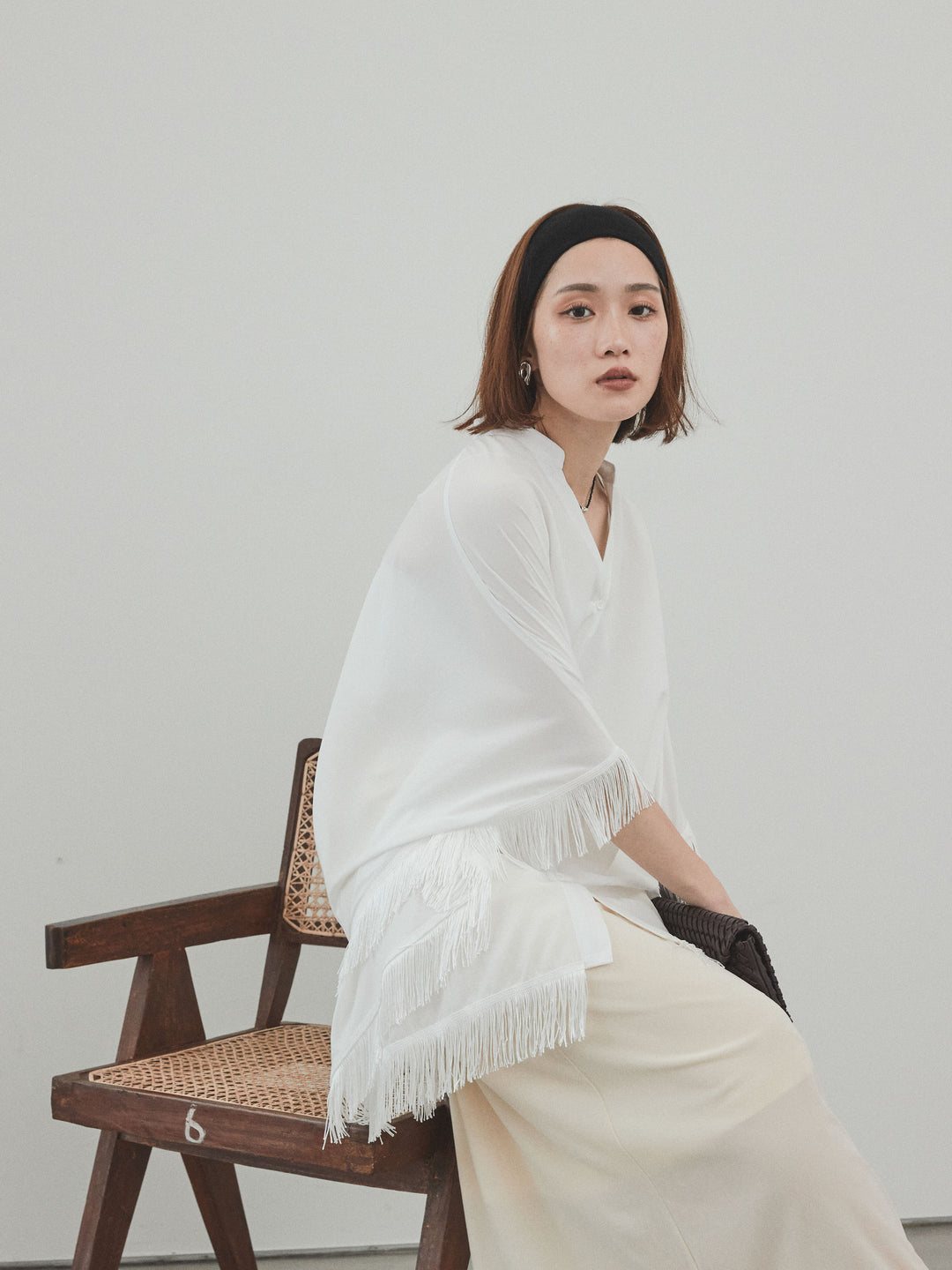 [SET] 方形流蘇斗篷襯衫 + 天鵝絨短裙 (2set)