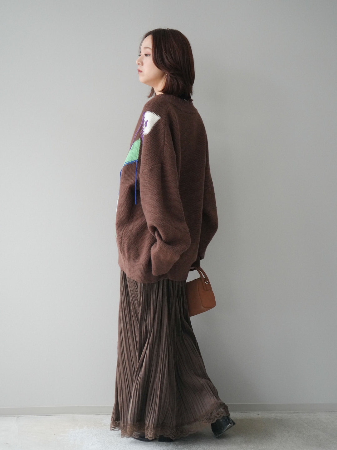 [SET]ハンドステッチアーガイルデザインニットカーディガン+裾レーススウェードプリーツマキシスカート(2set)