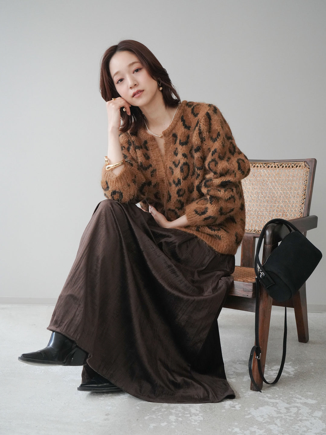 [SET]モヘアタッチレオパード柄ニットカーディガン+ワッシャーベロアプリーツスカート(2set)