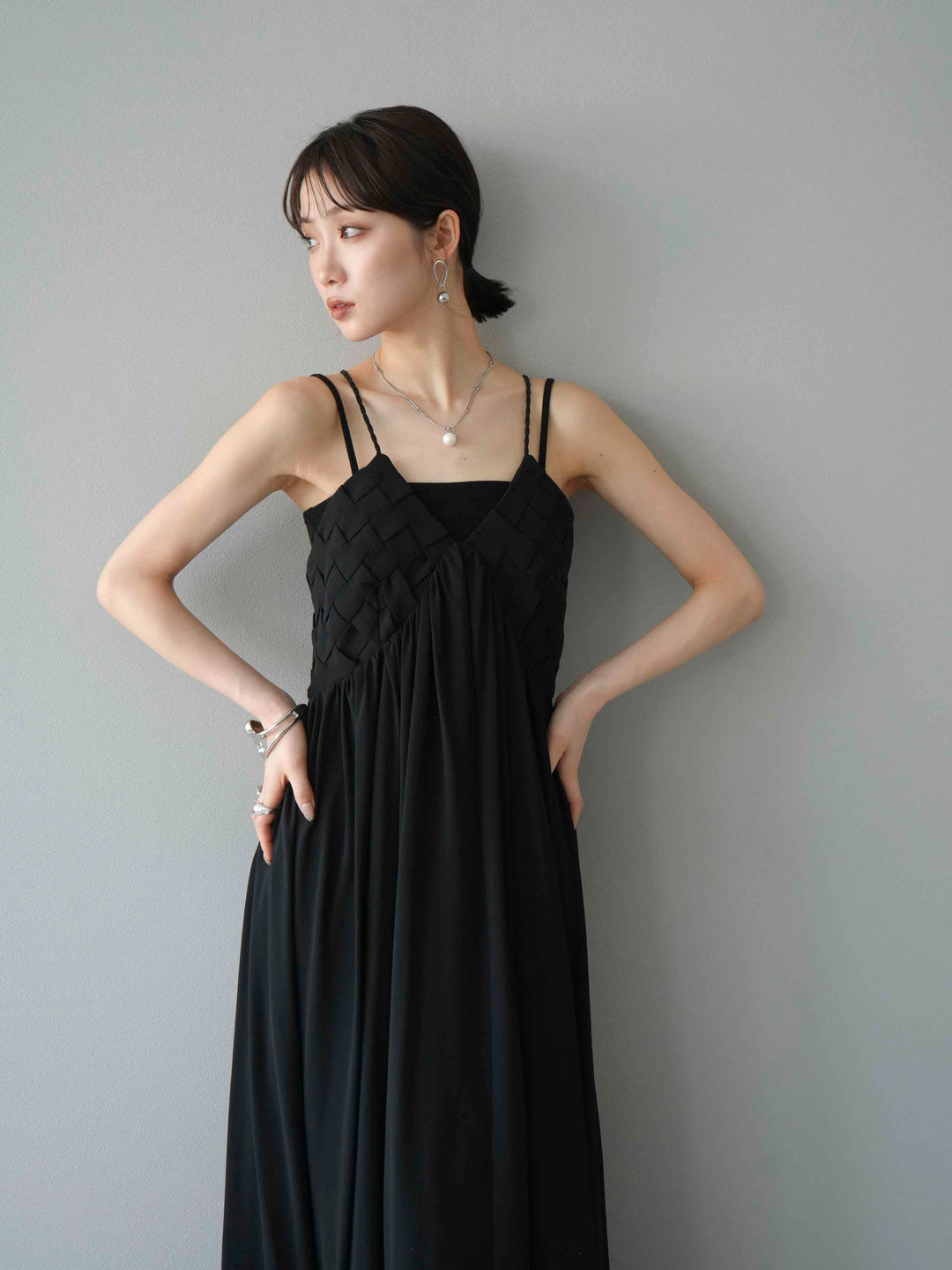 [予約]編み込みデザインシフォンワンピース/ブラック