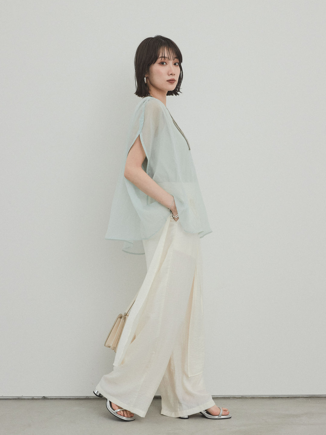 [予約]ワッシャーサテンレイヤードスカートパンツ/アイボリー