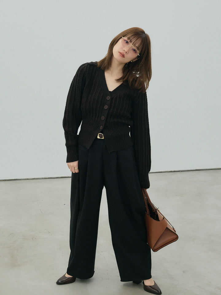 【Allure】[SET]編みこみVネックニットカーディガン+モックスカルゼサイドタックコクーンパンツ(2set)