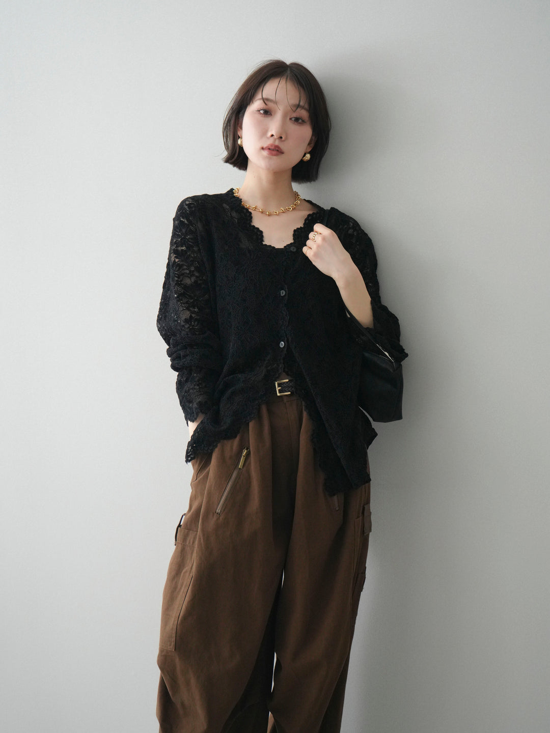 [予約]Vネックレースブラウス/black