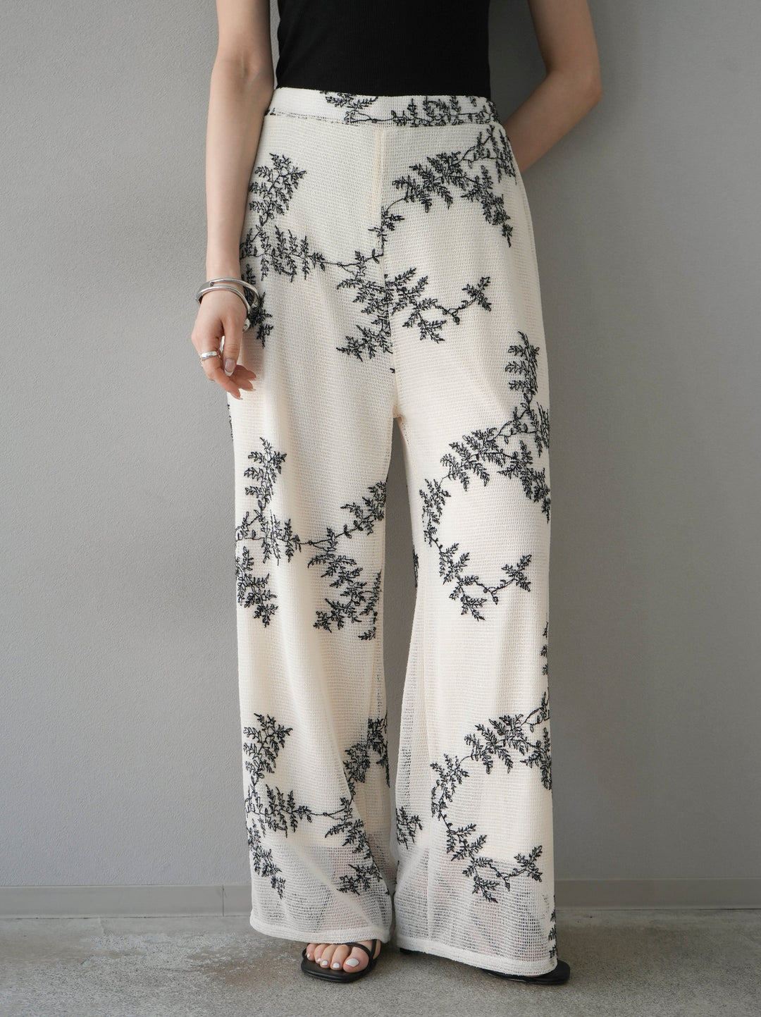 [予約]リーフ柄メッシュワイドパンツ/アイボリー