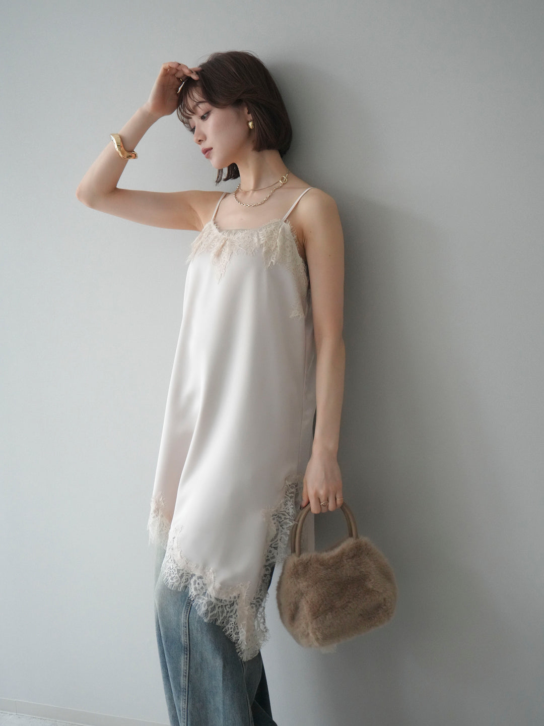 [予約]アシンメトリーサテンレースキャミソール/ecru