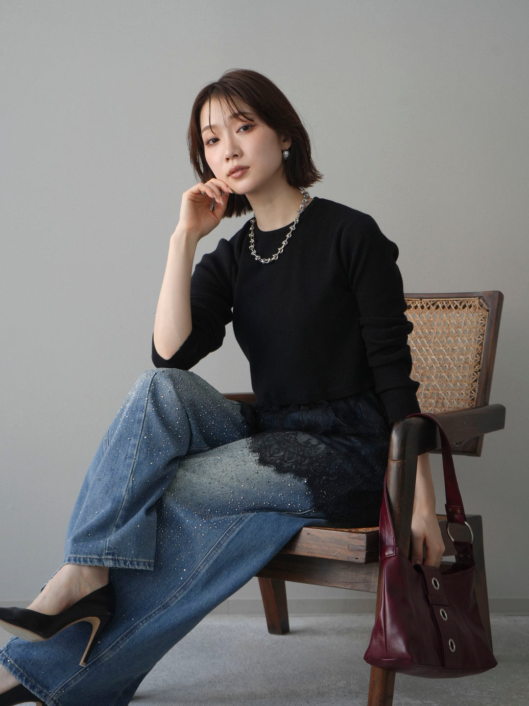 [SET]クルーネックレースドッキングリブニットトップス+フロントビジューカーブデニムパンツ(2set)