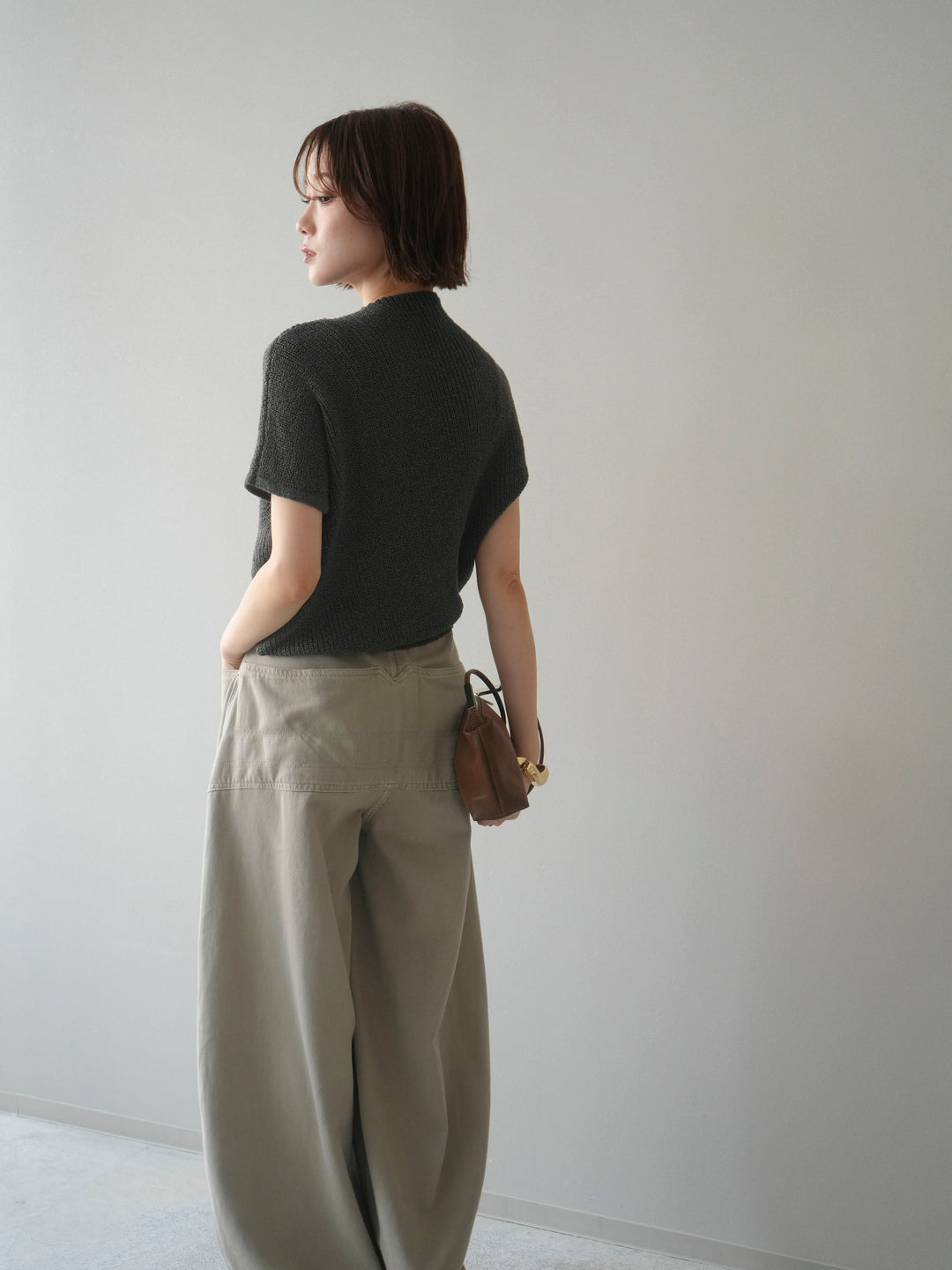 [予約]アシンメトリーローゲージニットトップス/charcoal