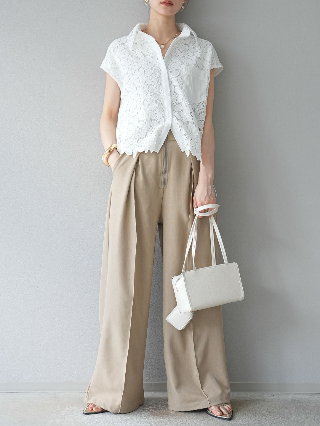 【預購】蕾絲分層抽繩襯衫/白色