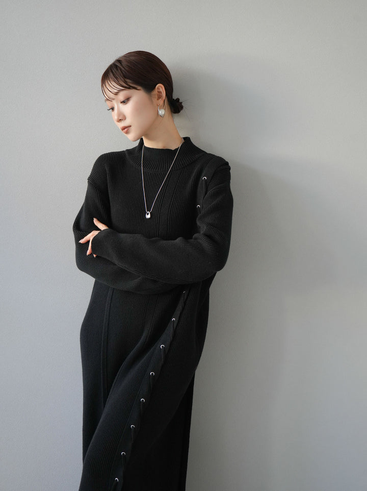 [SET] 不對稱繫帶高領針織連身裙 + 可選飾品套裝 (2套)