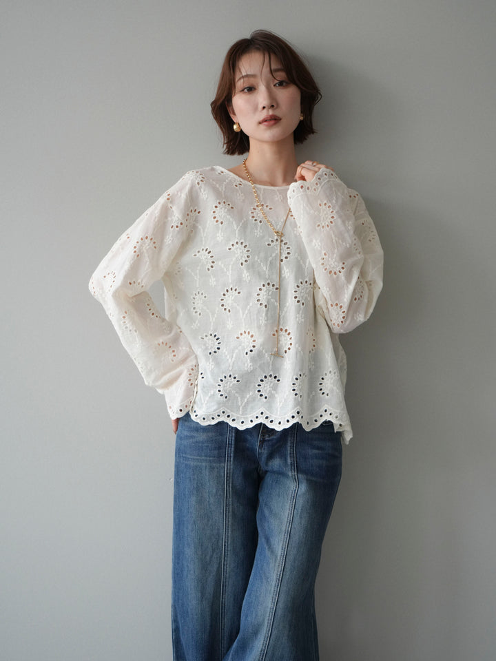 [予約]カットワークレースバックオープンブラウス/ivory