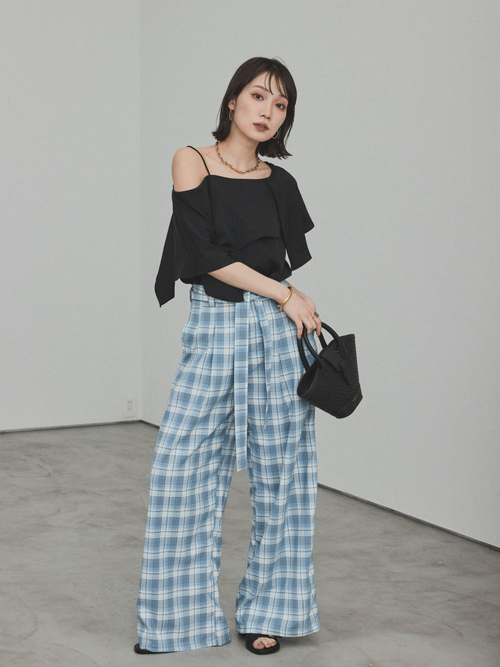 [SET]ワンショルラッフルブラウス+チェック柄ワイドパンツ(2set)