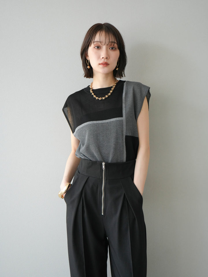 【預購】同色系無袖針織套頭衫/黑色